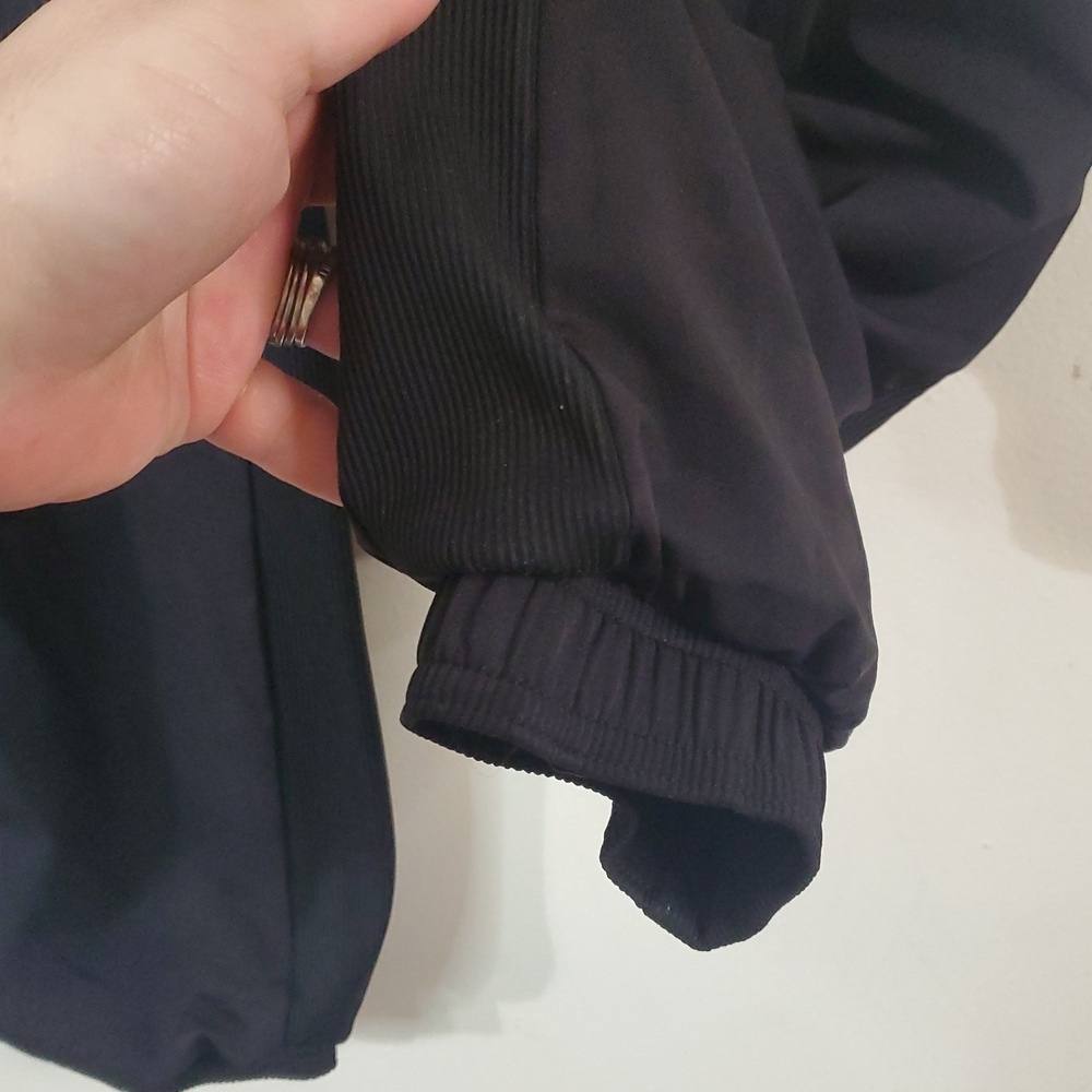 Athleta Brooklyn Lined Black Camo Joggers Size 14 - Picture 6 of 16